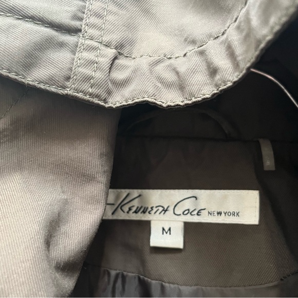 Very versatile & stylish mid length utility Kenneth Cole green khaki jacket. - Picture 6 of 7